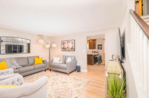 Luxury on Kenwood St - Walk to the Draft